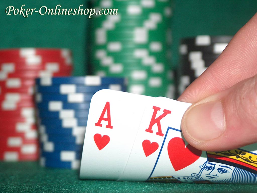 http://www.poker-onlineshop.com/wallpaper/poker-ace-king-hand-1024x76.jpg